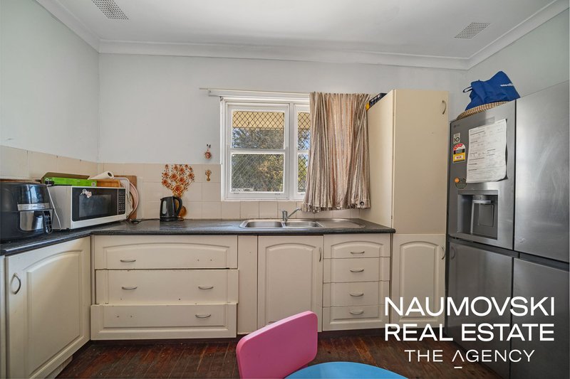 Photo - 51 Walderton Avenue, Balga WA 6061 - Image 11