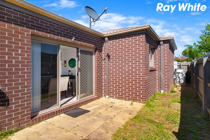 Photo - 5/1 Walnut Way, Pakenham VIC 3810 - Image 10