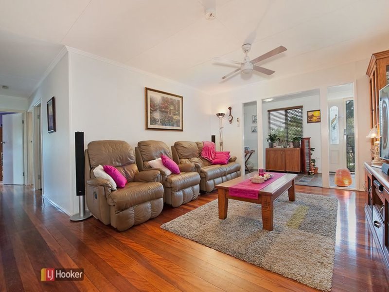 Photo - 51 Wattle Street, Kallangur QLD 4503 - Image 5