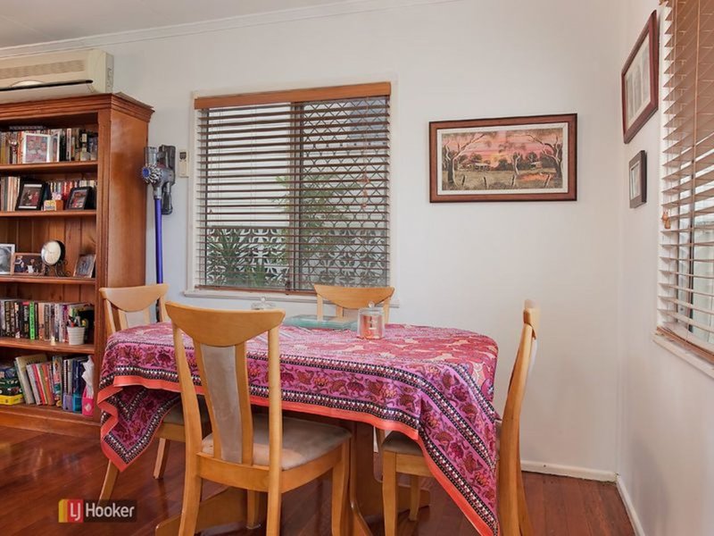 Photo - 51 Wattle Street, Kallangur QLD 4503 - Image 8