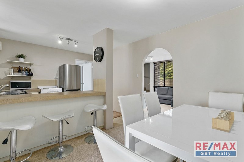 Photo - 5/1 Weir Place, Morley WA 6062 - Image 13