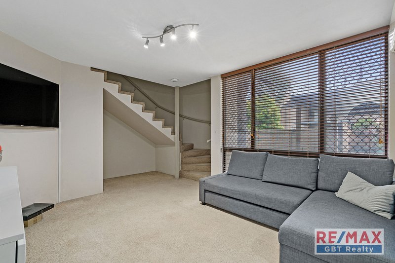 Photo - 5/1 Weir Place, Morley WA 6062 - Image 17