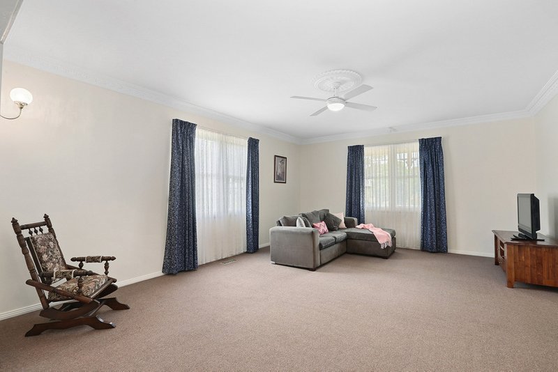 Photo - 51 Wendover Avenue, Norlane VIC 3214 - Image 6