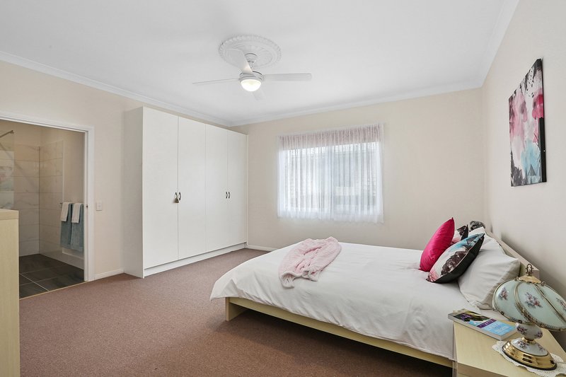 Photo - 51 Wendover Avenue, Norlane VIC 3214 - Image 9