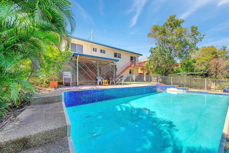 Photo - 51 Wilga Street, Kin Kora QLD 4680 - Image 16