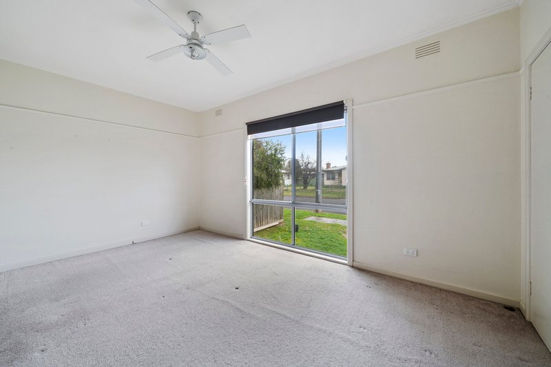 Photo - 51 William Street North, Benalla VIC 3672 - Image 7