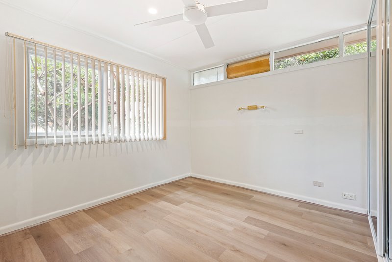 Photo - 51 Wilson Street, Cheltenham VIC 3192 - Image 4