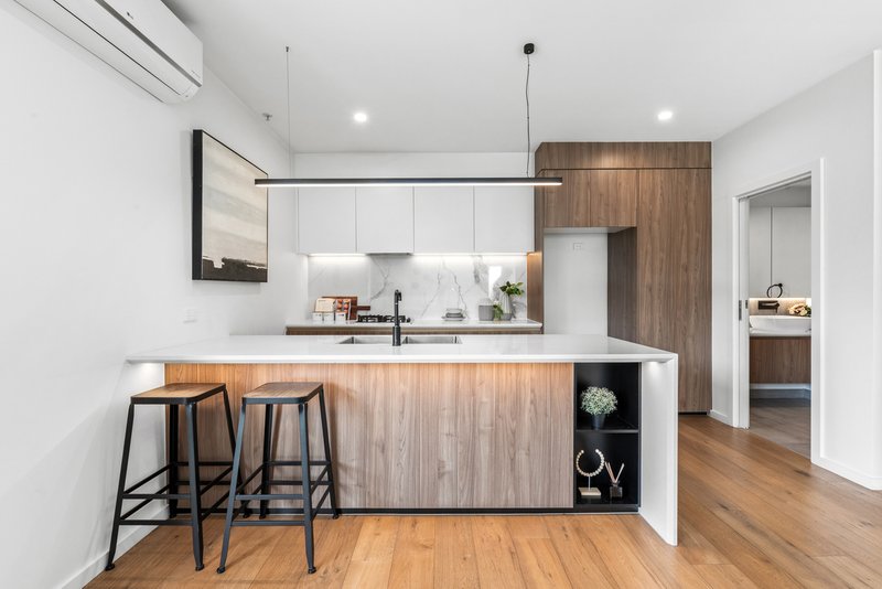 Photo - 5/1 Winton Street, Burwood VIC 3125 - Image 4