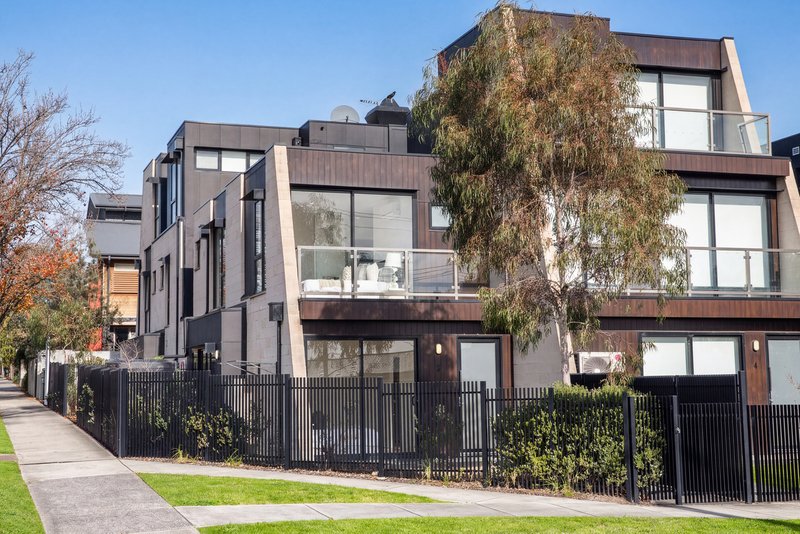 Photo - 5/1 Winton Street, Burwood VIC 3125 - Image 13