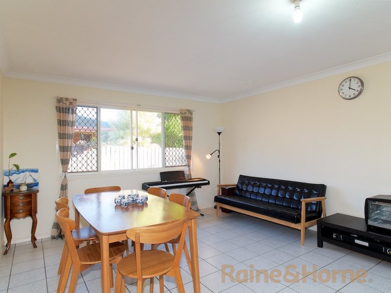 Photo - 51 Woorabinda Street, Runcorn QLD 4113 - Image 7