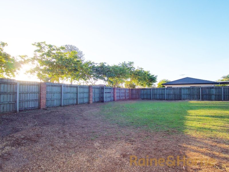 Photo - 51 Woorabinda Street, Runcorn QLD 4113 - Image 13