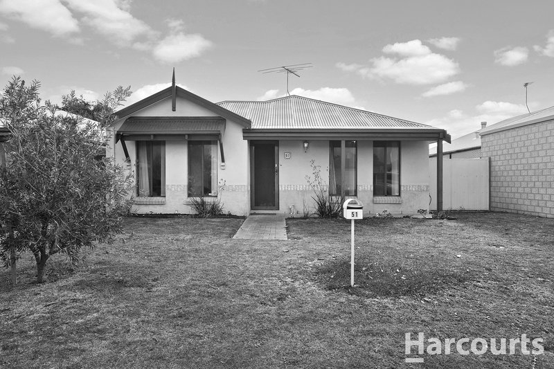 51 Zaragoza Drive, Port Kennedy WA 6172