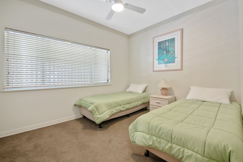 Photo - 5/10-12 Marina Walk, Alexandra Headland QLD 4572 - Image 9