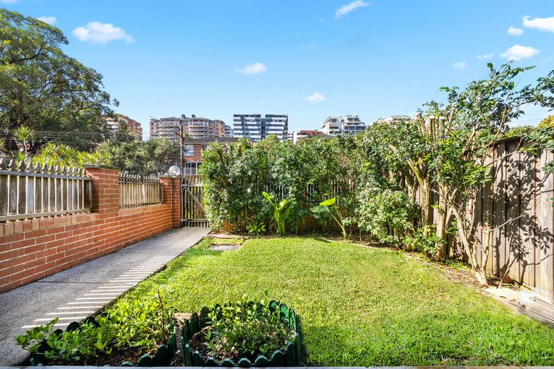 Photo - 5/10-16 Forbes Street, Hornsby NSW 2077 - Image 9