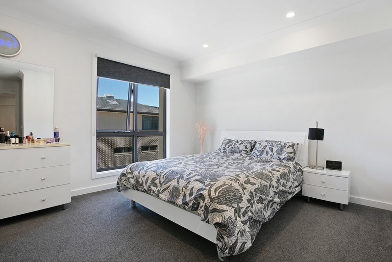 Photo - 5/10 Crevelli Street, Reservoir VIC 3073 - Image 7