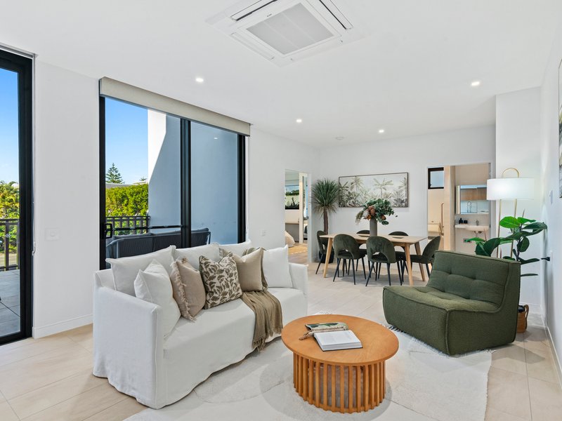 Photo - 5/10 Elizabeth Street, Tugun QLD 4224 - Image 2