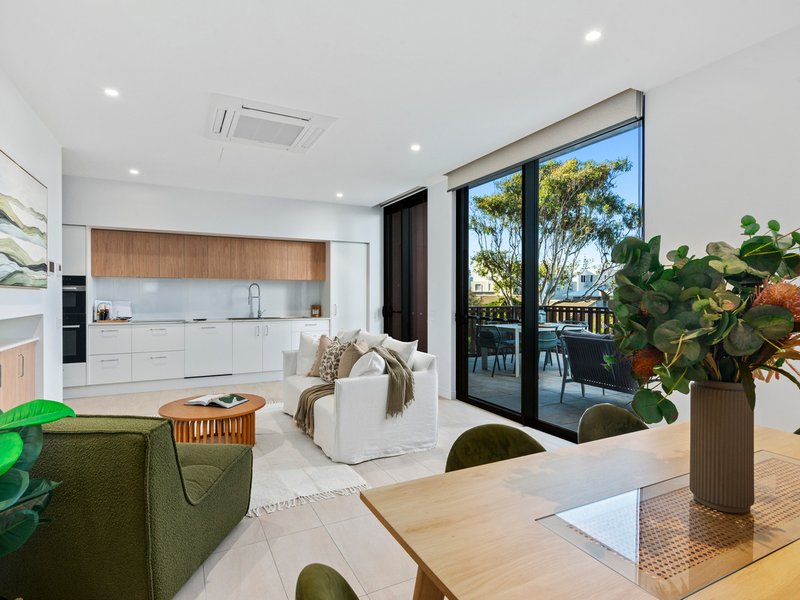Photo - 5/10 Elizabeth Street, Tugun QLD 4224 - Image 10
