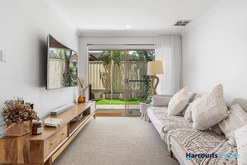 Photo - 5/10 Helmsley Street, Scarborough WA 6019 - Image 7