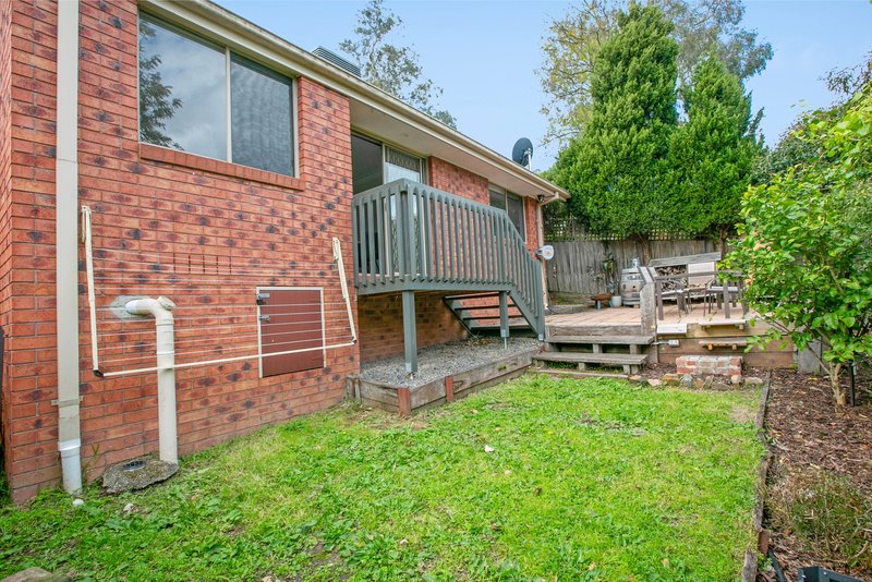 Photo - 5/10 Hibiscus Avenue, Briar Hill VIC 3088 - Image 11