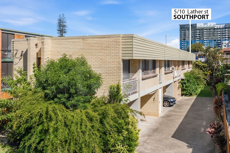 Photo - 5/10 Lather Street, Southport QLD 4215 - Image 2