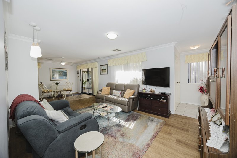 Photo - 5/10 Leslie Street, Cannington WA 6107 - Image 4