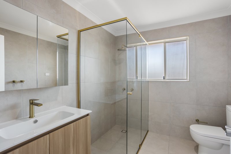 Photo - 5/10 Macaulay , Coorparoo QLD 4151 - Image 7