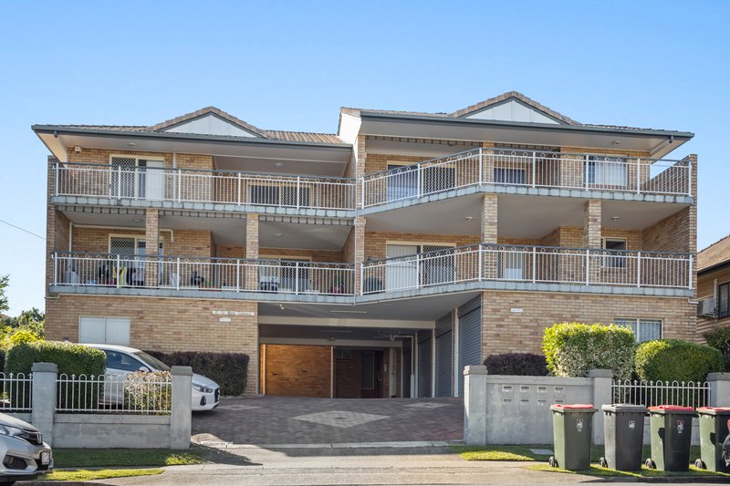 Photo - 5/10 Macaulay , Coorparoo QLD 4151 - Image 9
