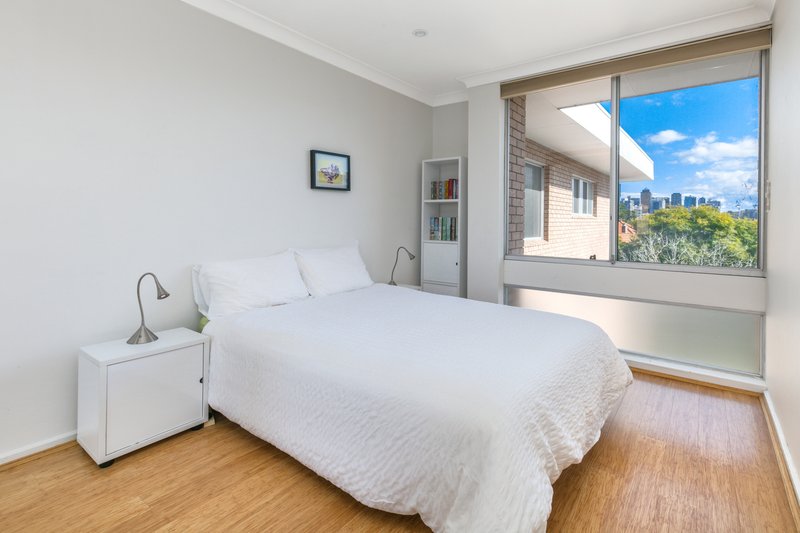 Photo - 5/10 Raymond Road, Neutral Bay NSW 2089 - Image 9