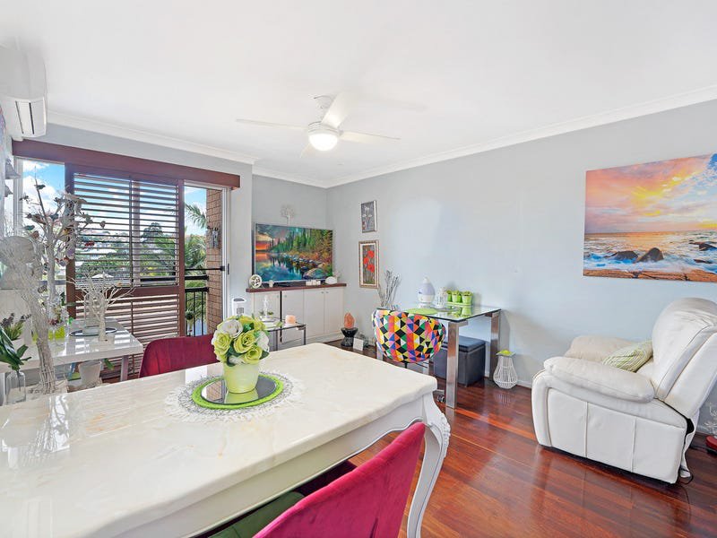 Photo - 5/10 Wellington Street, Clayfield QLD 4011 - Image 3