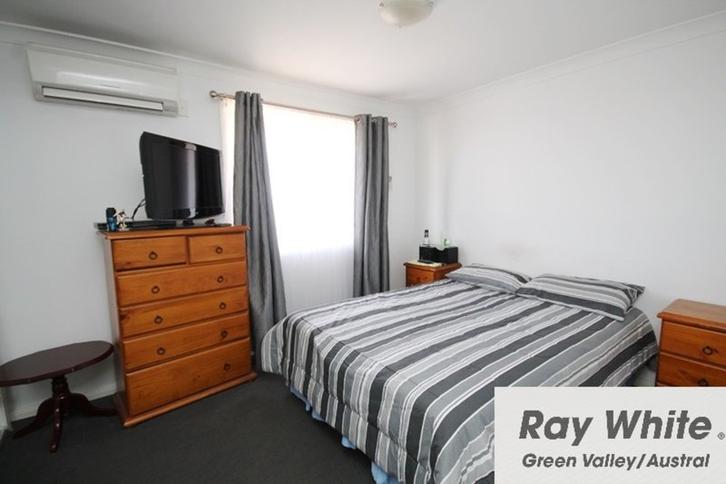 Photo - 5/10 Yerona Street, Prestons NSW 2170 - Image 5