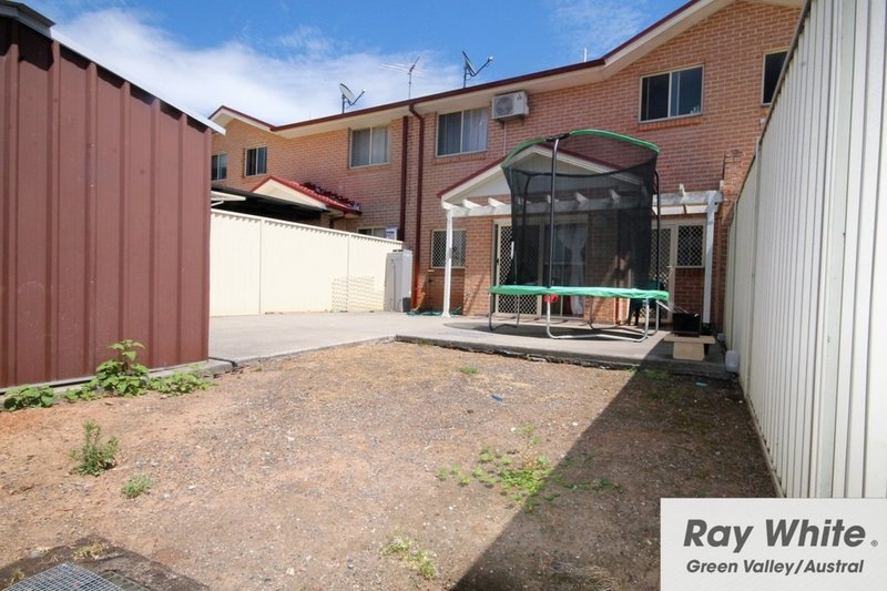 Photo - 5/10 Yerona Street, Prestons NSW 2170 - Image 7