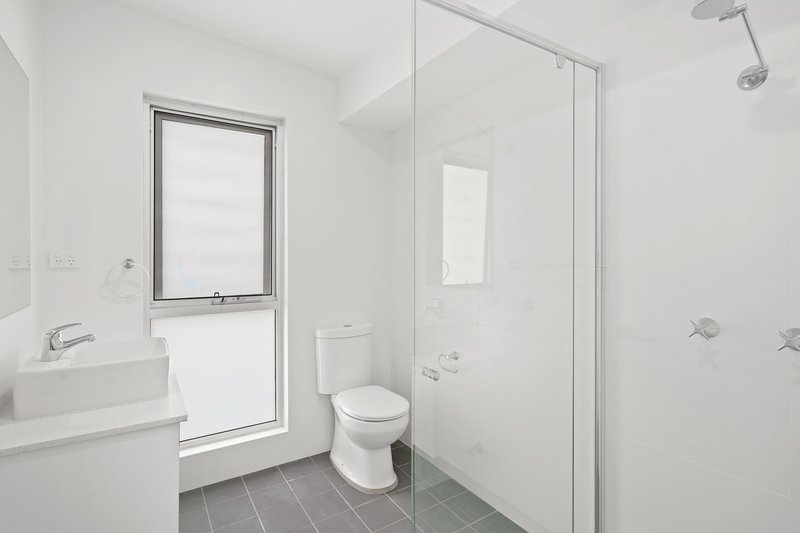 Photo - 5/100 Ocean View Drive, Wamberal NSW 2260 - Image 4