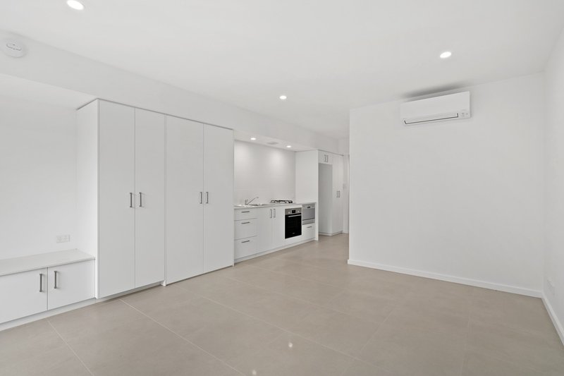 Photo - 5/100 Ocean View Drive, Wamberal NSW 2260 - Image 5