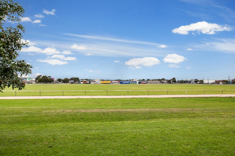 Photo - 5/102 Albert Street, Preston VIC 3072 - Image 8