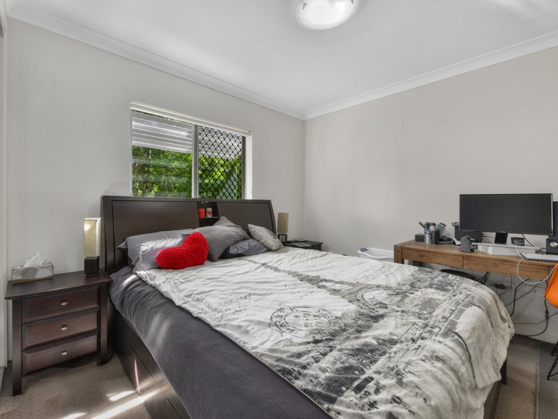 Photo - 5/102 Melton Road, Nundah QLD 4012 - Image 6