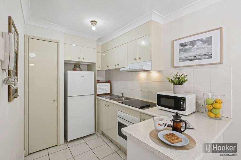 Photo - 5/103-105 Frank Street, Labrador QLD 4215 - Image 3