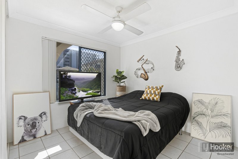 Photo - 5/103-105 Frank Street, Labrador QLD 4215 - Image 6