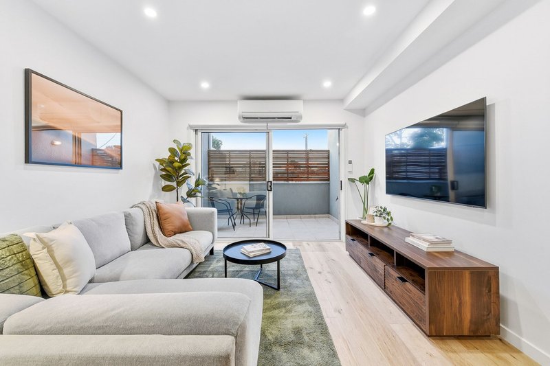 Photo - 5/1038 North Road, Bentleigh East VIC 3165 - Image 3