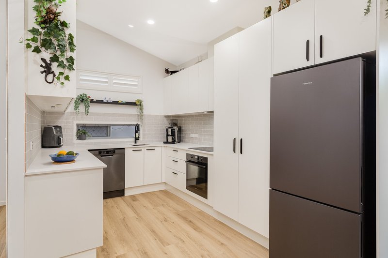 Photo - 5/104-106 Wynyard Street, Cleveland QLD 4163 - Image 7