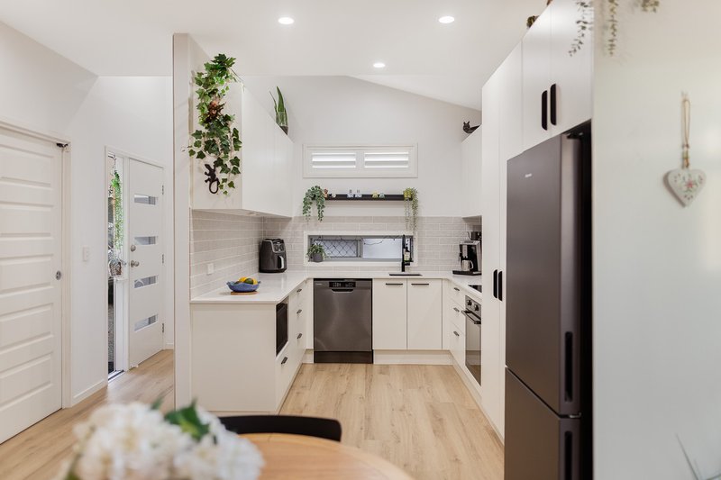 Photo - 5/104-106 Wynyard Street, Cleveland QLD 4163 - Image 9