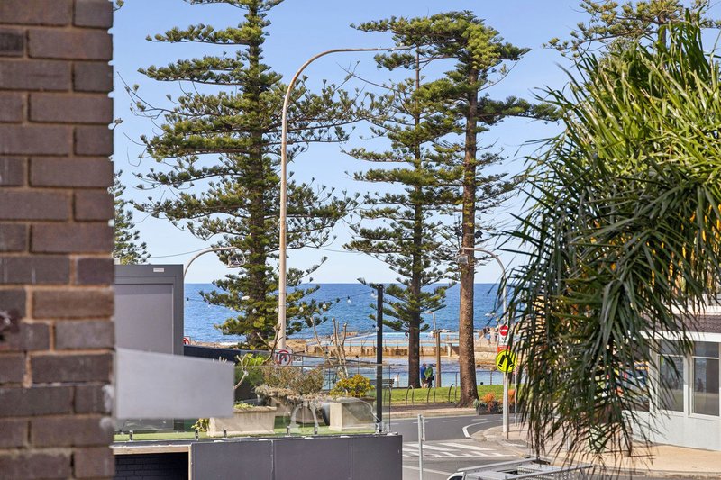 Photo - 5/104 Howard Avenue, Dee Why NSW 2099 - Image 1