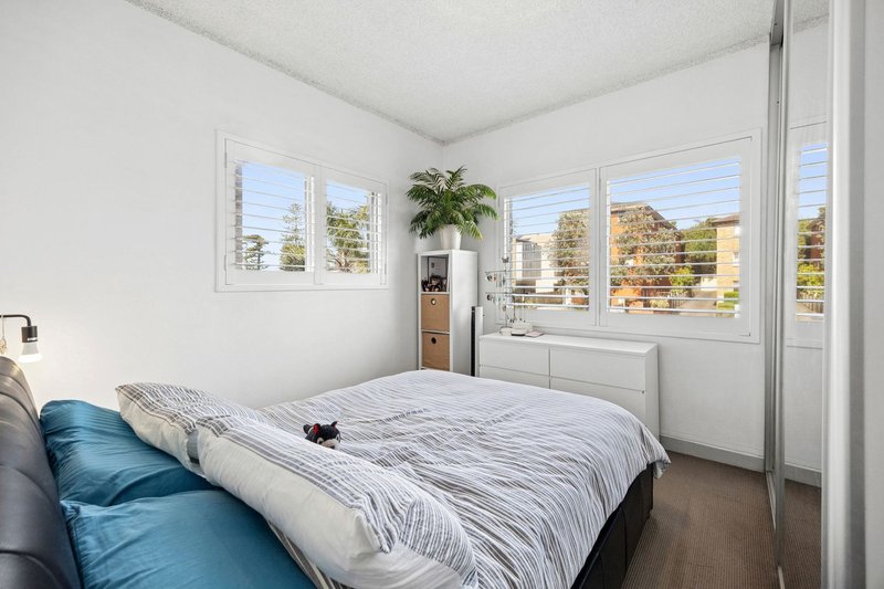 Photo - 5/104 Howard Avenue, Dee Why NSW 2099 - Image 3
