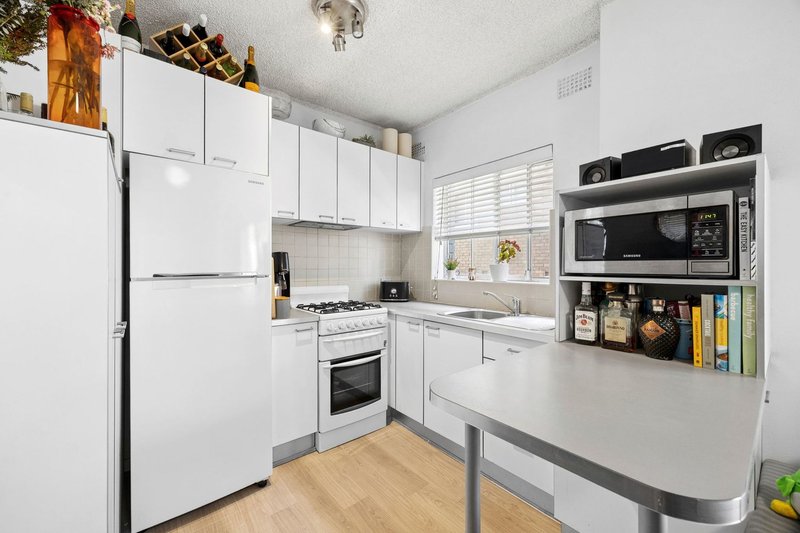 Photo - 5/104 Howard Avenue, Dee Why NSW 2099 - Image 4