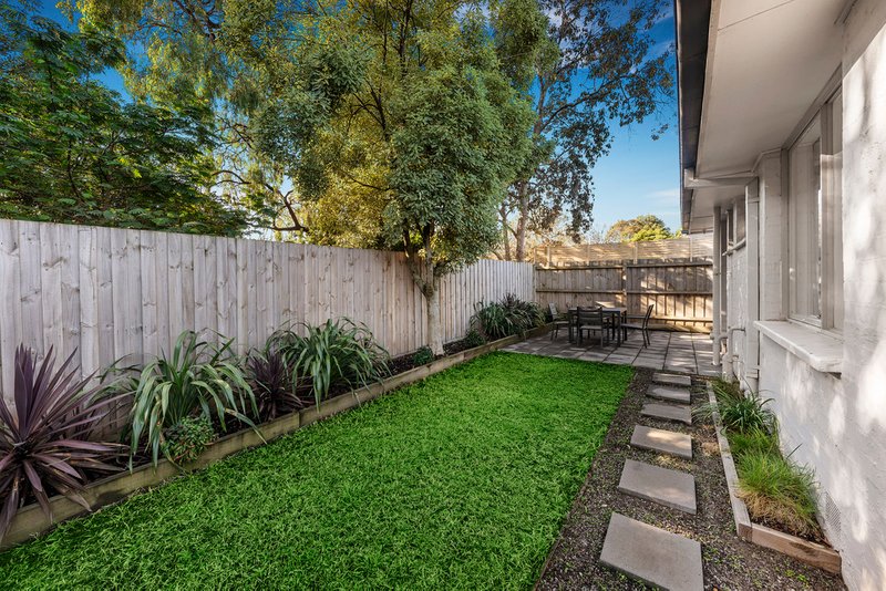 Photo - 5/104 Mount Pleasant Road, Nunawading VIC 3131 - Image 9