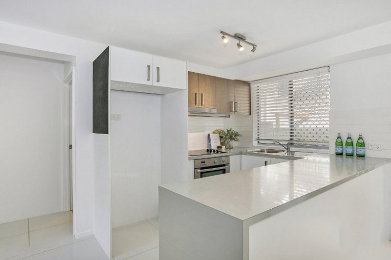 Photo - 5/105 Alderley Avenue, Alderley QLD 4051 - Image 11