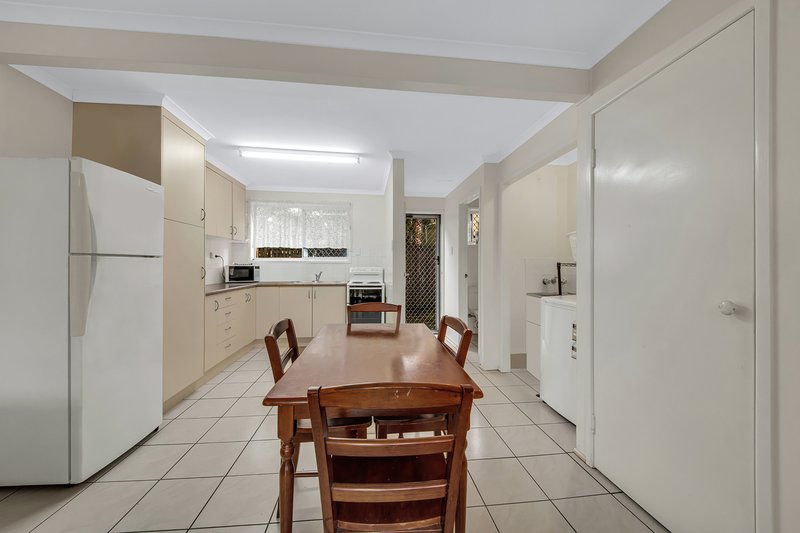 Photo - 5/105 Auckland Street, Gladstone Central QLD 4680 - Image 7