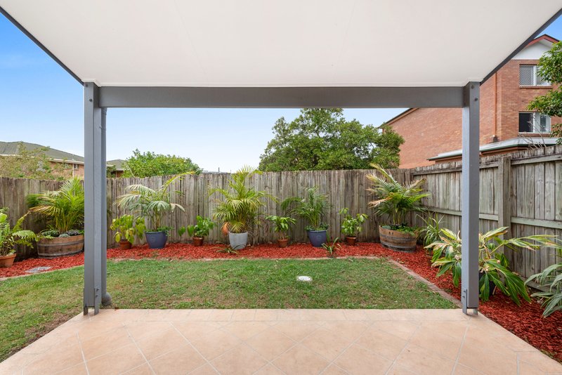 Photo - 5/105 Kirkland Avenue, Coorparoo QLD 4151 - Image 2