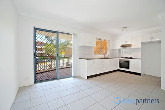 Photo - 5/105 Meredith Street, Bankstown NSW 2200 - Image 5