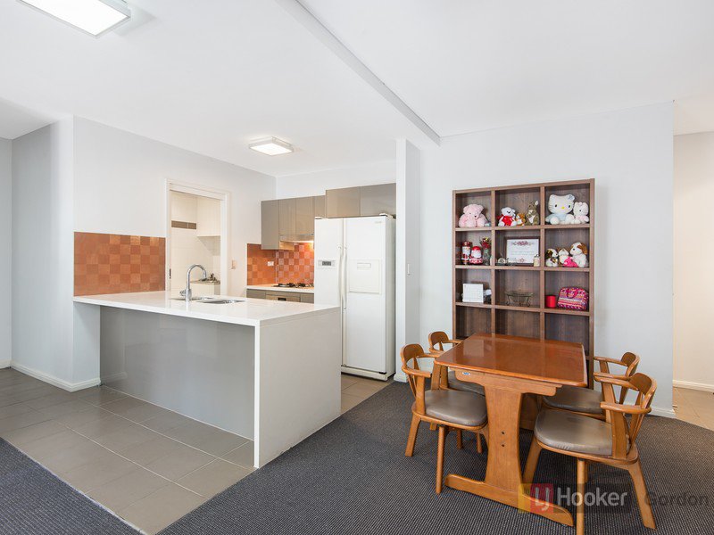 Photo - 510/5 Pymble Avenue, Pymble NSW 2073 - Image 2