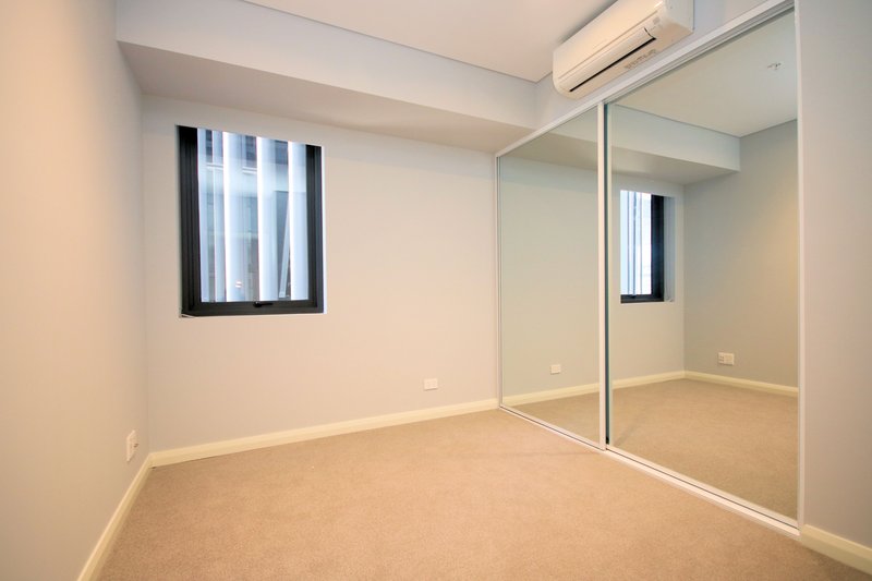 Photo - 510/5 Wentworth Place, Wentworth Point NSW 2127 - Image 6